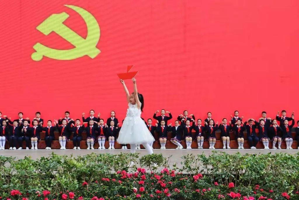 林允发淡妆胶片感plog 清纯可人似小白花